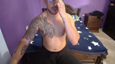 Snapshot of hidenbook chatting on 8, 1, 2025 Hiden online show from 8, 1, 2025