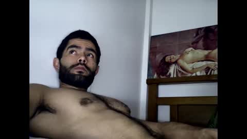 Snapshot of hideonbush051 chatting on 6, 11, 2025 hideonbush online show from 6, 11, 2025