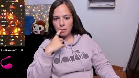 Snapshot of hidianapaola chatting on 27, 12, 2024 Diana online show from 27, 12, 2024