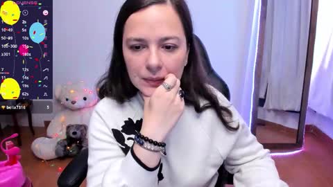 Snapshot of hidianapaola chatting on 9, 10, 2025 Diana online show from 9, 10, 2025