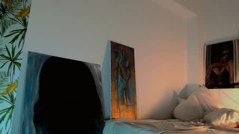 Snapshot of highnightz chatting on 17, 10, 2025 highnightz online show from 17, 10, 2025