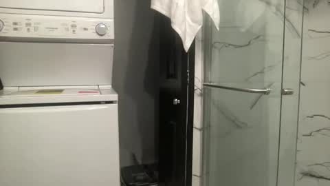 hiiiiiiiiadonis online show from 2, 3, 2026