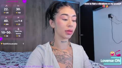 Snapshot of hilary_jones_22 chatting on 15, 12, 2024 LUNA new account  FOLLOW ME online show from 15, 12, 2024