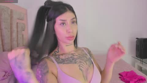 LUNA new account  FOLLOW ME online show from 1, 6, 2026