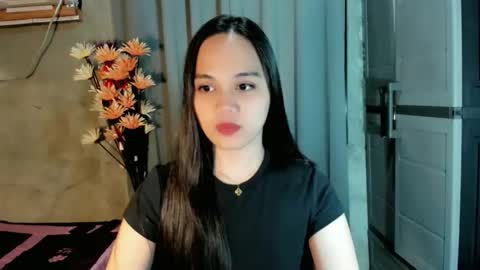 hilarymolly online show from 9, 3, 2026