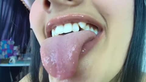 hinata online show from 26, 3, 2026