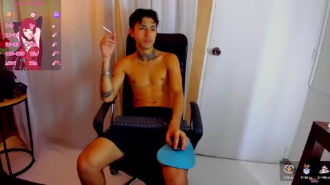 Snapshot of hinata_itachi chatting on 21, 2, 2025 FANE AND DAVID online show from 21, 2, 2025