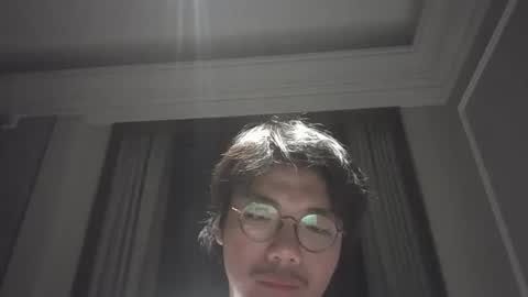 Snapshot of hirvirdish chatting on 22, 10, 2025 Taick online show from 22, 10, 2025