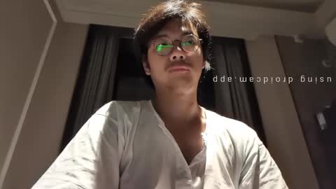 Snapshot of hirvirdish chatting on 25, 10, 2025 Taick online show from 25, 10, 2025