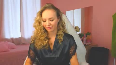Ksenia online show from 11, 10, 2025