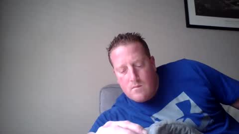 Snapshot of hockey258387 chatting on 4, 1, 2025 THE MAN online show from 4, 1, 2025