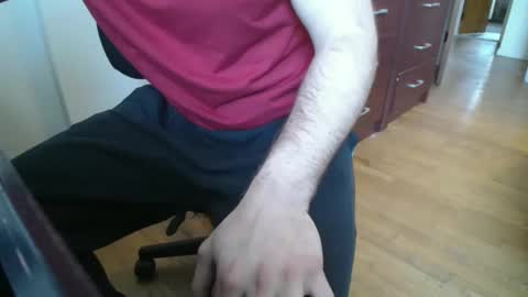 Snapshot of hockeyplayer206850 chatting on 17, 2, 2025 Hockey Player online show from 17, 2, 2025