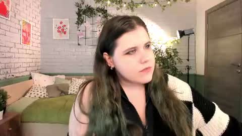 Snapshot of hoctra_neith chatting on 15, 6, 2026 Hanna online show from 15, 6, 2026