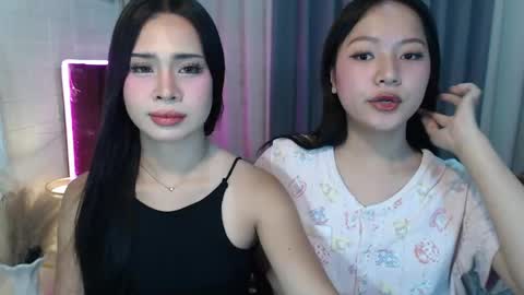 hoelymolly online show from 14, 4, 2026