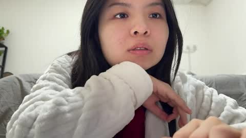 Snapshot of hola_sunflower chatting on 19, 11, 2025 amy online show from 19, 11, 2025