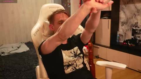 Extaz  Athrey  Howard online show from 17, 11, 2025