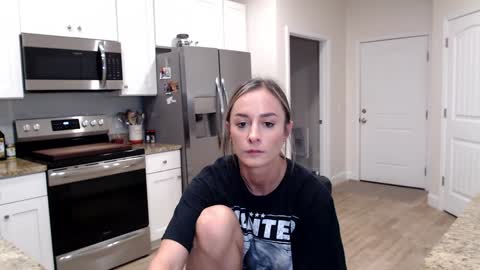 Snapshot of holihurricane chatting on 6, 12, 2024 Holi Hurricane online show from 6, 12, 2024