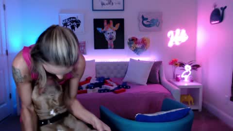 Snapshot of holihurricane chatting on 25, 1, 2025 Holi Hurricane online show from 25, 1, 2025