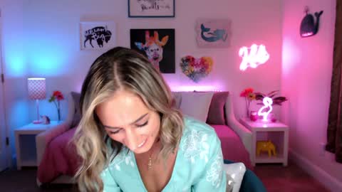 Snapshot of holihurricane chatting on 28, 1, 2025 Holi Hurricane online show from 28, 1, 2025