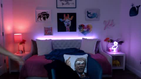 Snapshot of holihurricane chatting on 4, 3, 2025 Holi Hurricane online show from 4, 3, 2025