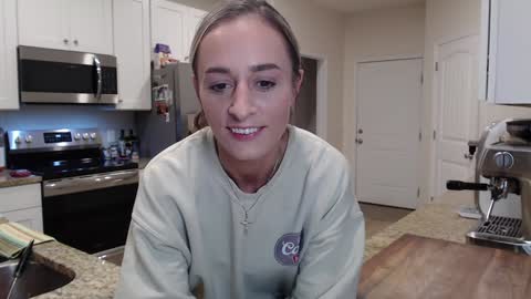 Snapshot of holihurricane chatting on 19, 9, 2025 Holi Hurricane online show from 19, 9, 2025