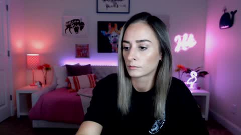 Snapshot of holihurricane chatting on 28, 10, 2025 Holi Hurricane online show from 28, 10, 2025