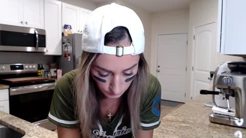 Snapshot of holihurricane chatting on 31, 10, 2025 Holi Hurricane online show from 31, 10, 2025