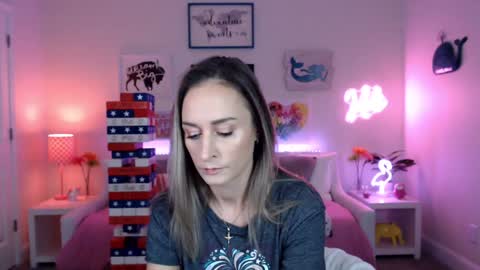 Snapshot of holihurricane chatting on 17, 11, 2025 Holi Hurricane online show from 17, 11, 2025