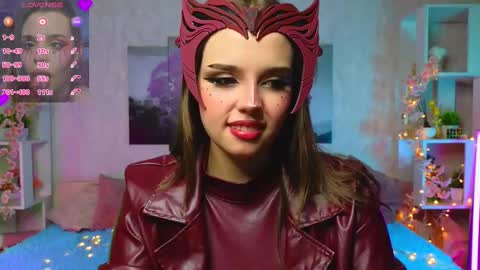 Snapshot of hollisbelch chatting on 11, 3, 2025 Lux online show from 11, 3, 2025