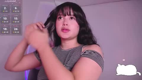 Snapshot of holly_16 chatting on 16, 2, 2025 holly_16 online show from 16, 2, 2025