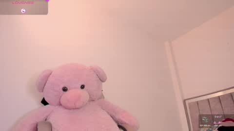 holly_16 online show from 1, 6, 2026