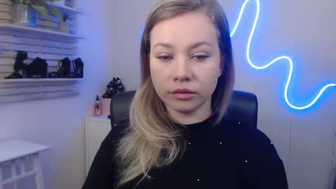Snapshot of holly_bb95 chatting on 22, 1, 2025 Holly online show from 22, 1, 2025