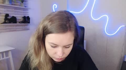 Snapshot of holly_bb95 chatting on 30, 1, 2025 Holly online show from 30, 1, 2025