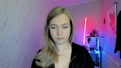 Holly online show from 18, 11, 2025