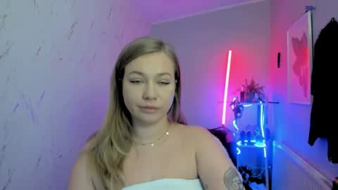 Holly online show from 19, 11, 2025