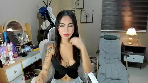 holly_cassandra online show from 27, 2, 2026