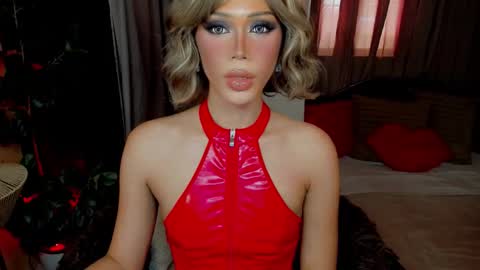 holly_goddessxx online show from 20, 3, 2026