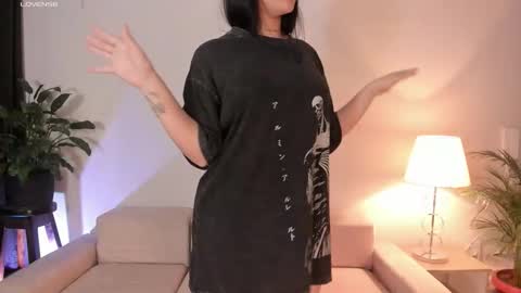 Snapshot of holly_velvett chatting on 15, 3, 2026 holly online show from 15, 3, 2026