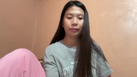 Snapshot of holly_wyn chatting on 29, 7, 2026 holly_wyn online show from 29, 7, 2026