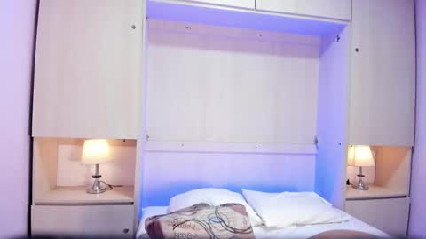 Snapshot of hollyadamss_ chatting on 10, 2, 2026 Sofia online show from 10, 2, 2026