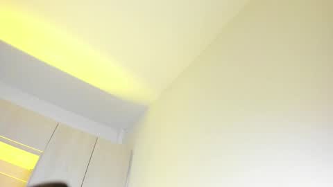 Snapshot of hollyadamss_ chatting on 25, 2, 2026 Sofia online show from 25, 2, 2026