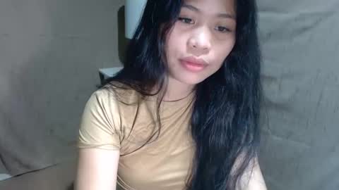 Snapshot of hollyapple_ chatting on 6, 2, 2026 HollyApple online show from 6, 2, 2026