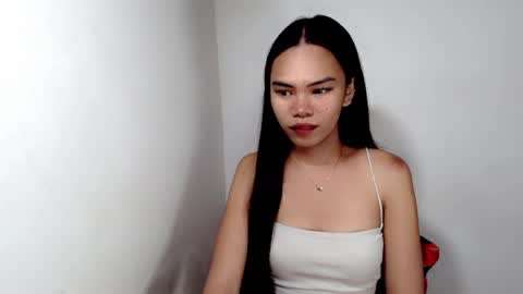 Snapshot of hollyhalo chatting on 9, 11, 2025 hollyhalo online show from 9, 11, 2025