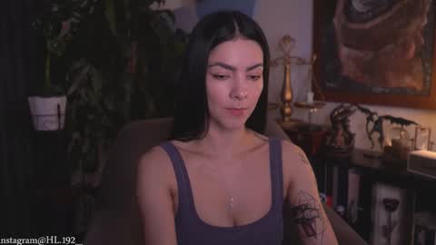 Holly Linder online show from 4, 3, 2026