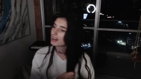 hollyshit_ online show from 31, 1, 2025