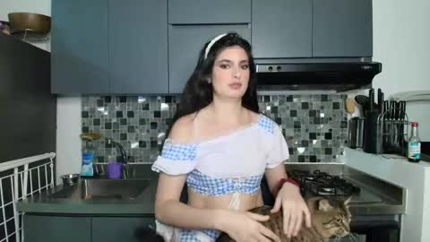 hollyshit_ online show from 2, 10, 2025