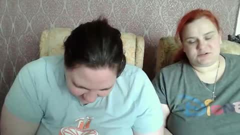 HollyXEva online show from 12, 4, 2026