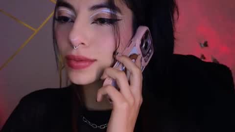 Snapshot of hollyxx_ chatting on 21, 11, 2025 holly online show from 21, 11, 2025