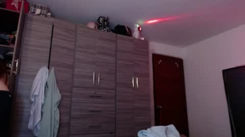 Snapshot of holy_julii chatting on 24, 7, 2026 holy_julii online show from 24, 7, 2026