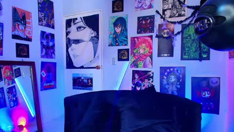 Snapshot of holyeva chatting on 3, 12, 2024   online show from 3, 12, 2024